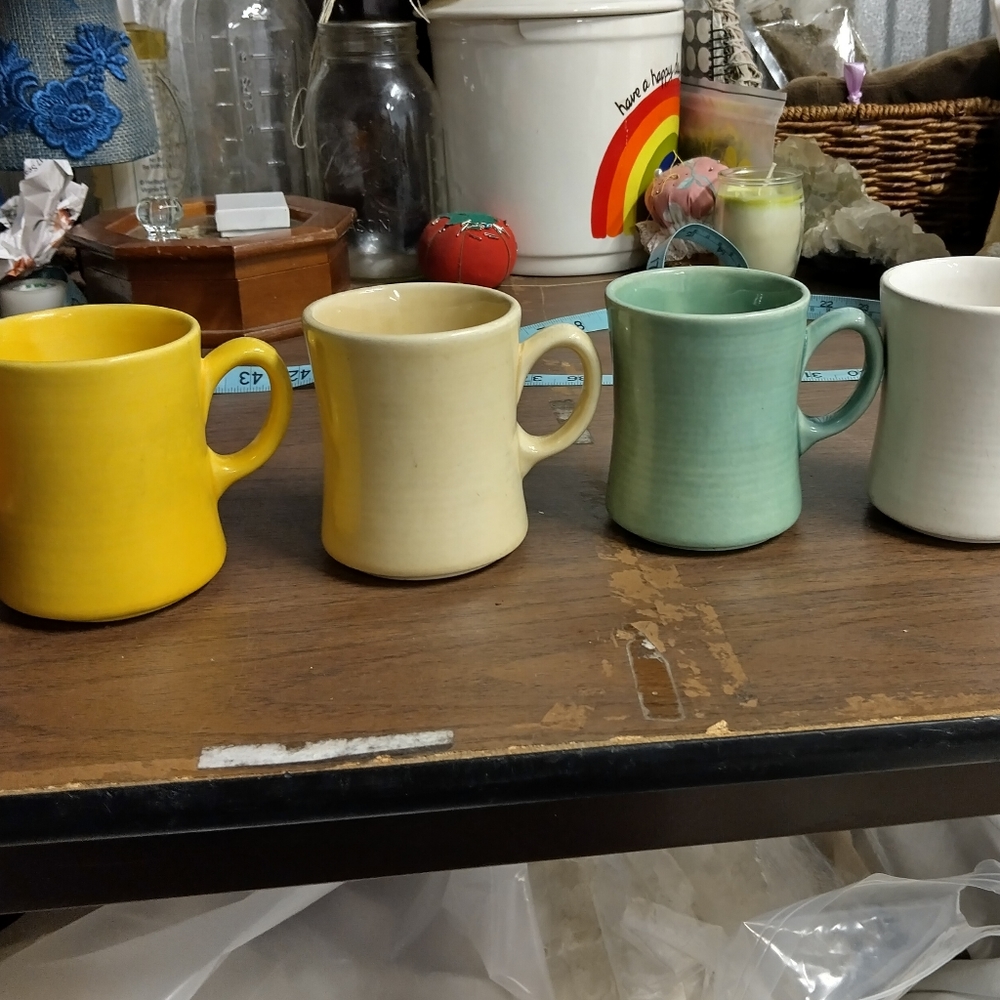 Metlox ColorStax Mugs 4